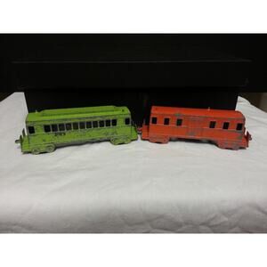 MIDGETOY lot 2 vintage metal trains green and red 4.25 inch models
